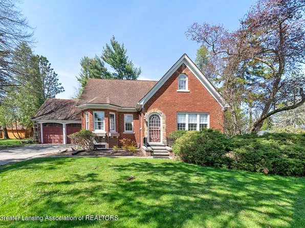 5271 Park Lake Rd, East Lansing, MI 48823