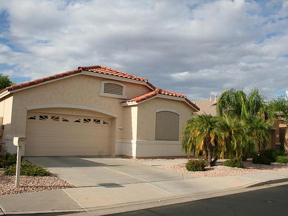 2nd image of 17622 W Hayden Dr