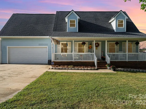 117 Grainger Ln, Statesville, NC 28625