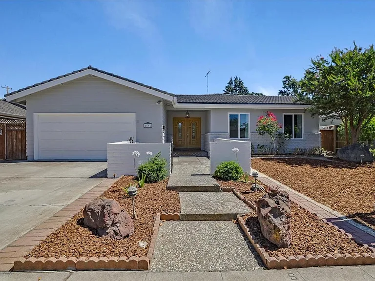 1594 Willowgate Dr — Photo 9