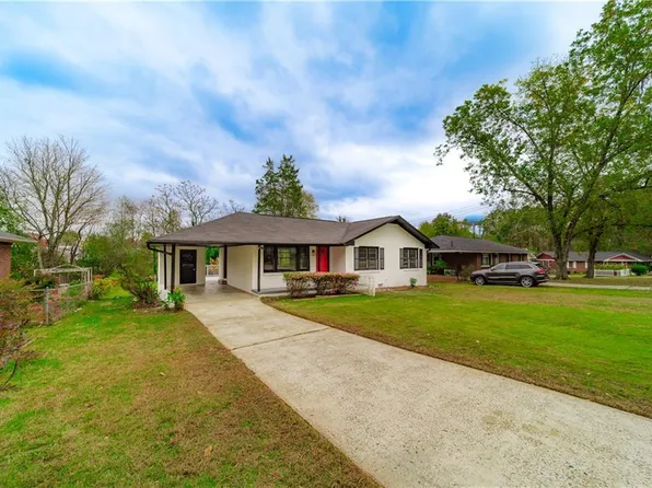 5181 Jones Cir, College Park, GA 30349