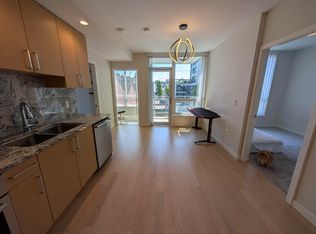 1708 Ontario St #411, Vancouver, BC V5T 0J7