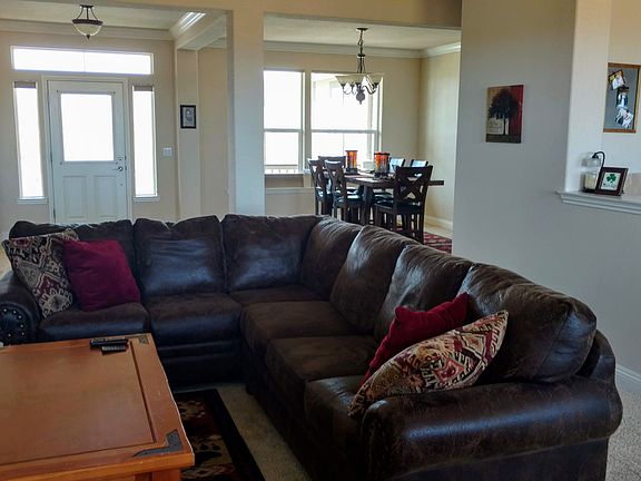 2nd image of 427 Crooked Stick Dr