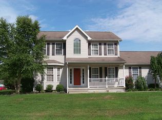 1119 Grenelefe St, Mount Carmel, IL 62863