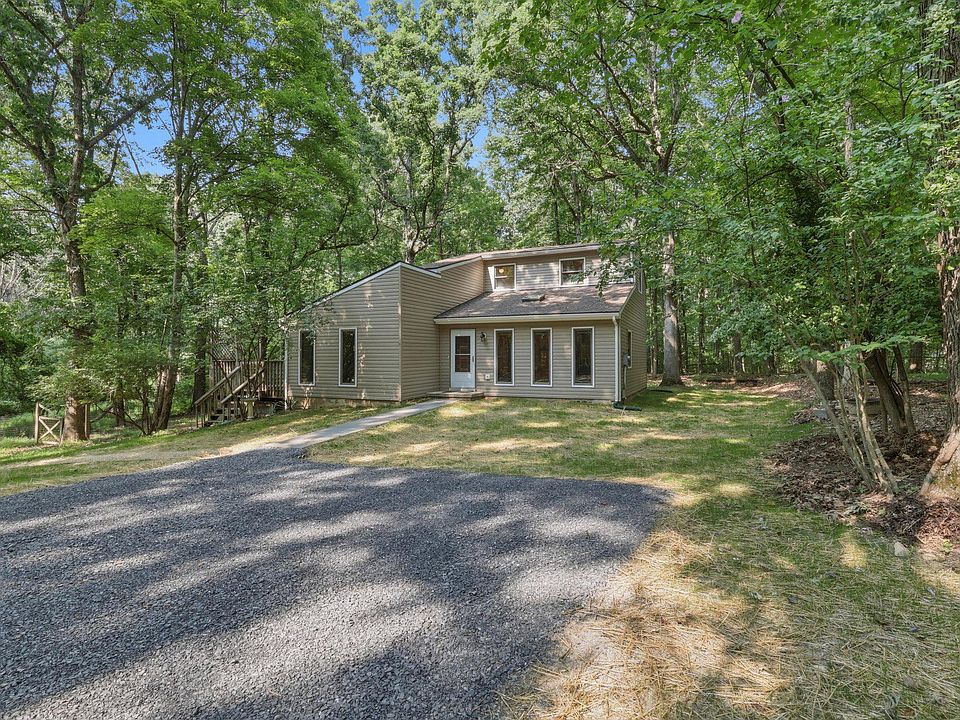 1st image of 656 Kelly Dr