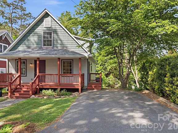 3rd image of 48 Mardell Cir