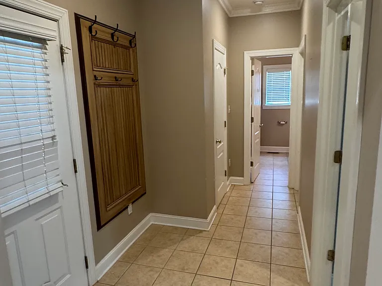 133 Ivybrook Cv — Photo 12