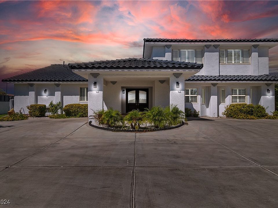 1st image of 2901 Santa Margarita St