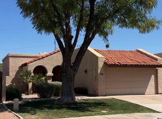 730 W SUMMIT Place, Chandler, AZ 85225