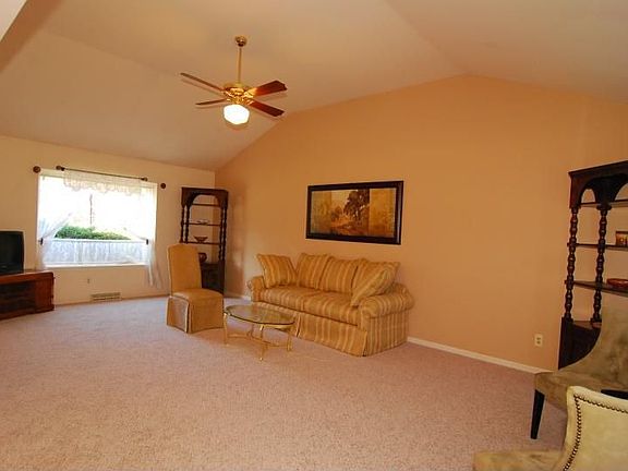 2nd image of 53 Newton Ave