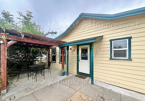 816 Oneida St Photo 1