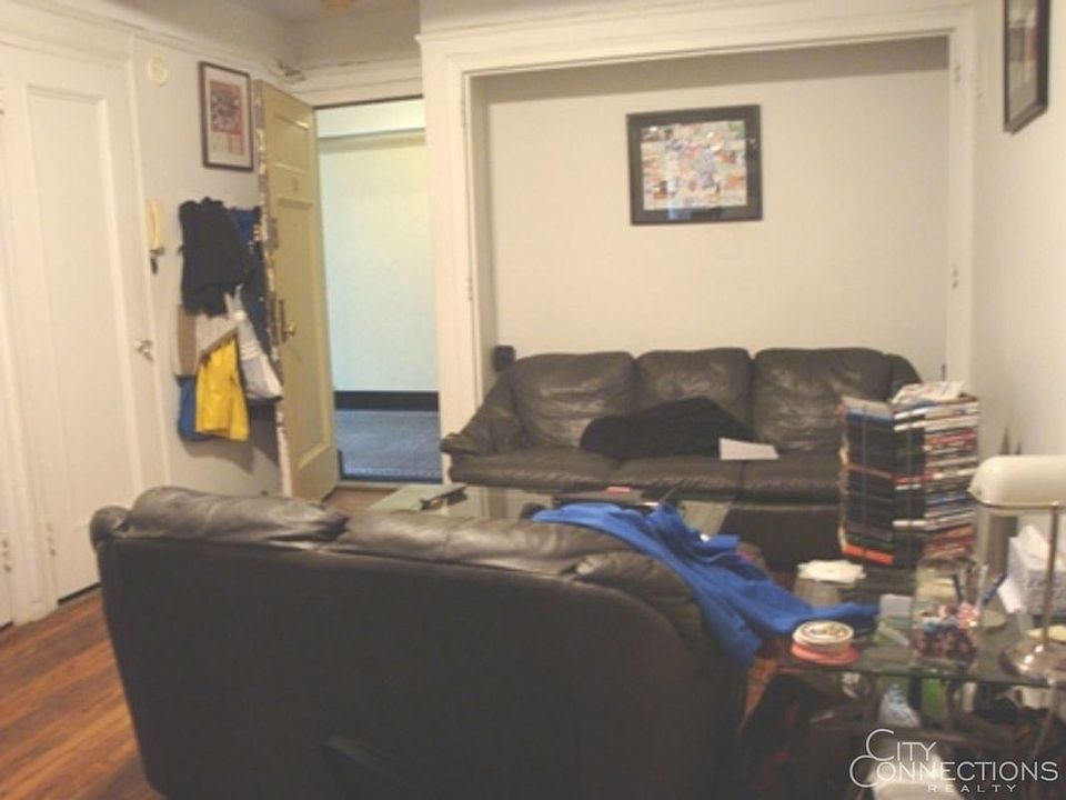 2nd image of 45 Tudor City Pl APT 609