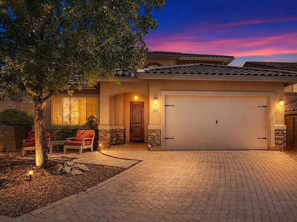 359 Dreamweaver Dr