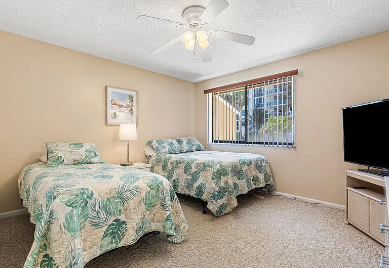 3409 SE 8th St #6 — Photo 29