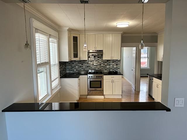 1st image of 6251 64th St Floor 2