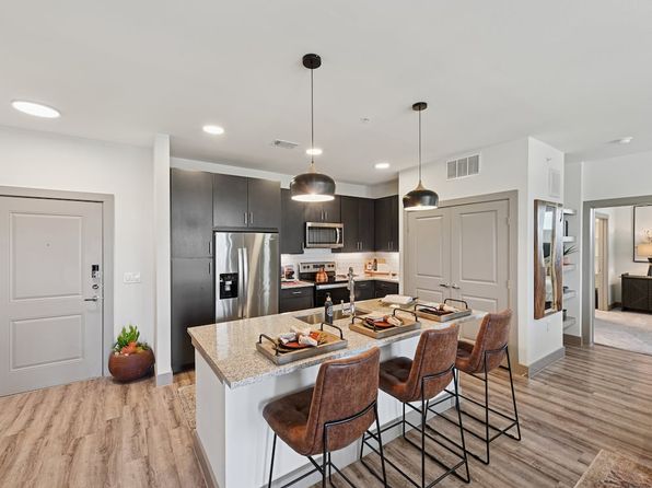 301 Mercedes St #4-4311