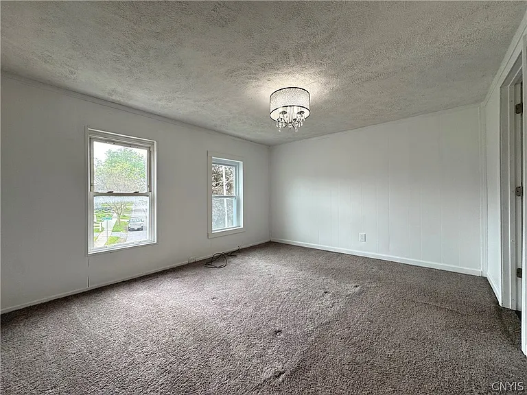 318 W Hoard St — Photo 28