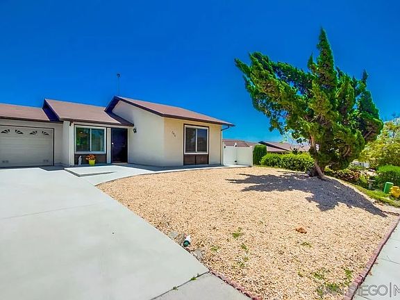 3rd image of 1416 Rolling Hills Dr