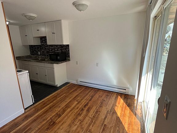 Dining/Kitchen