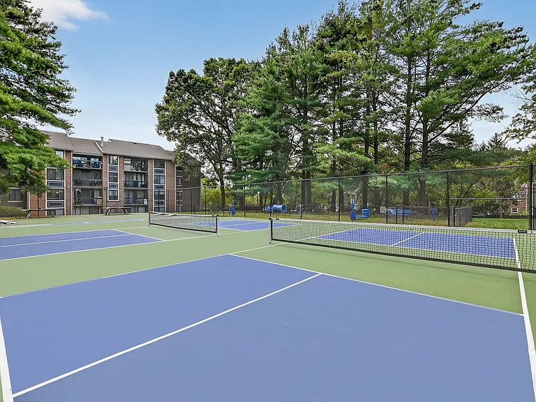 Eagle Rock Apartments at West Springfield — Photo 15