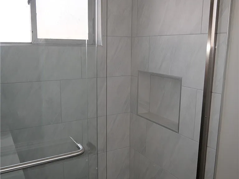 513 E Walnut St #513C — Photo 12