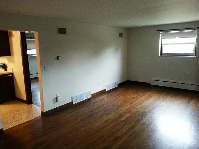 255 Harbor St — Photo 14