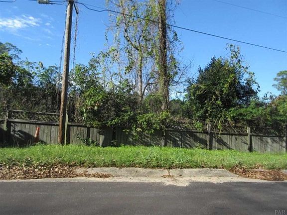 2nd image of 9600 Hollowbrook Dr