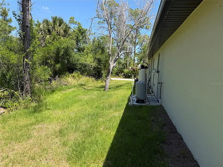 23367 Mayville Ave — Photo 35
