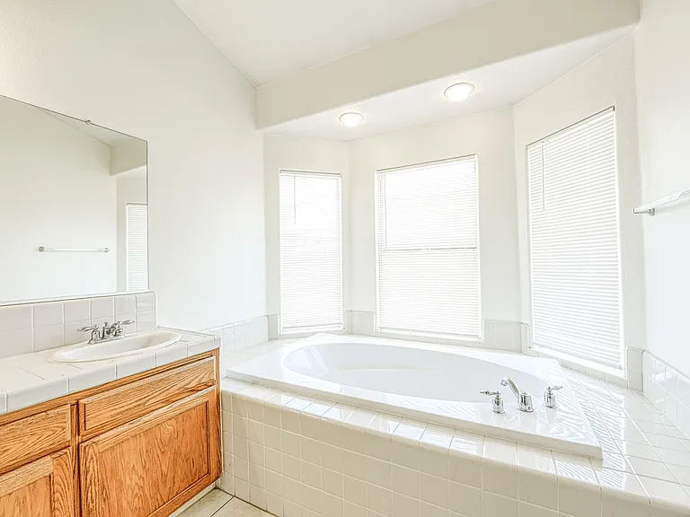 W Celeste Ave — Photo 1