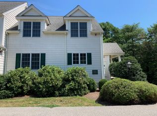 198 Summer St APT 5, Hingham, MA 02043