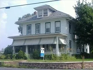 220 S Ridge Rd photo 1