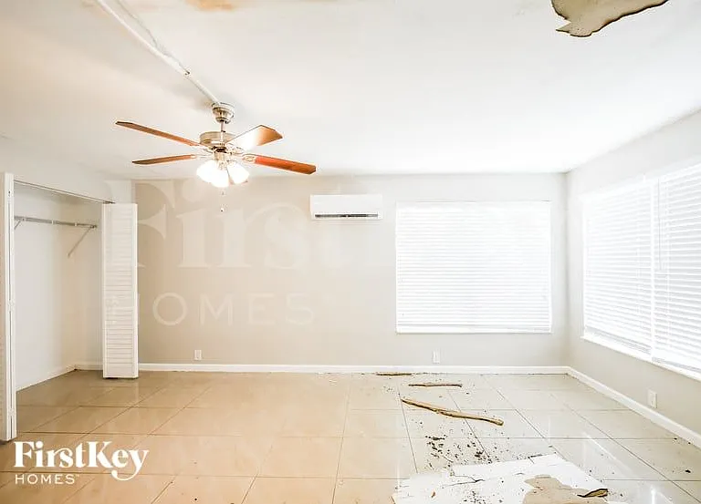 6611 Simms St — Photo 3