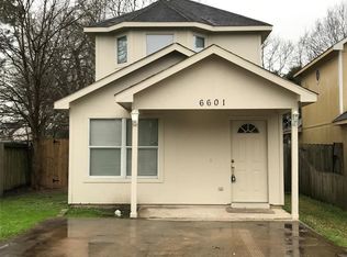 6601 Schambray St, Houston, TX 77085
