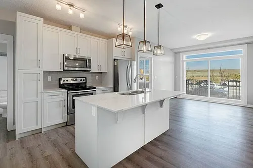 10 Walgrove Walk SE #116 Photo 1