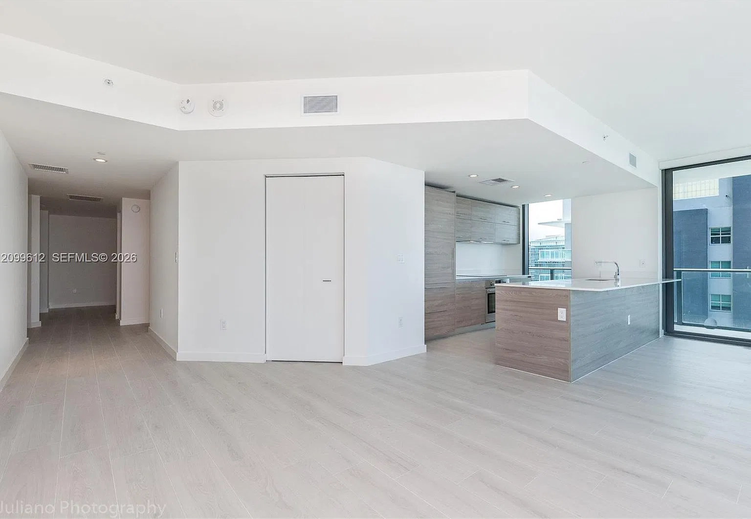 1300 S Miami Avenue Condo — Photo 4