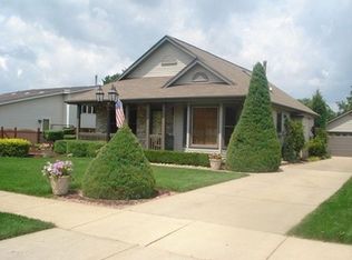 708 Lorraine Ct, Lockport, IL 60441