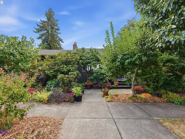 1803 E 6th St, Vancouver, WA 98661