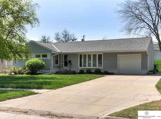 1207 Bellaire Blvd, Bellevue, NE 68005