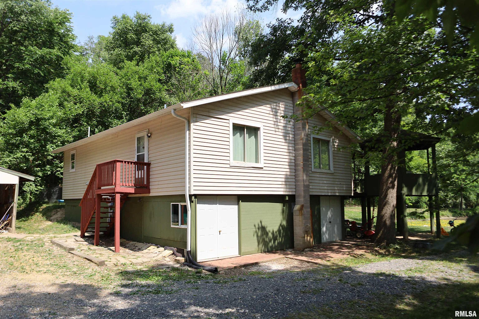 7024 S Gerdes Rd photo 1