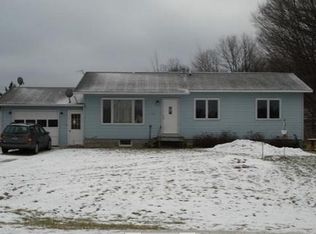 1407 Mapleleaf Dr, Gaylord, MI 49735