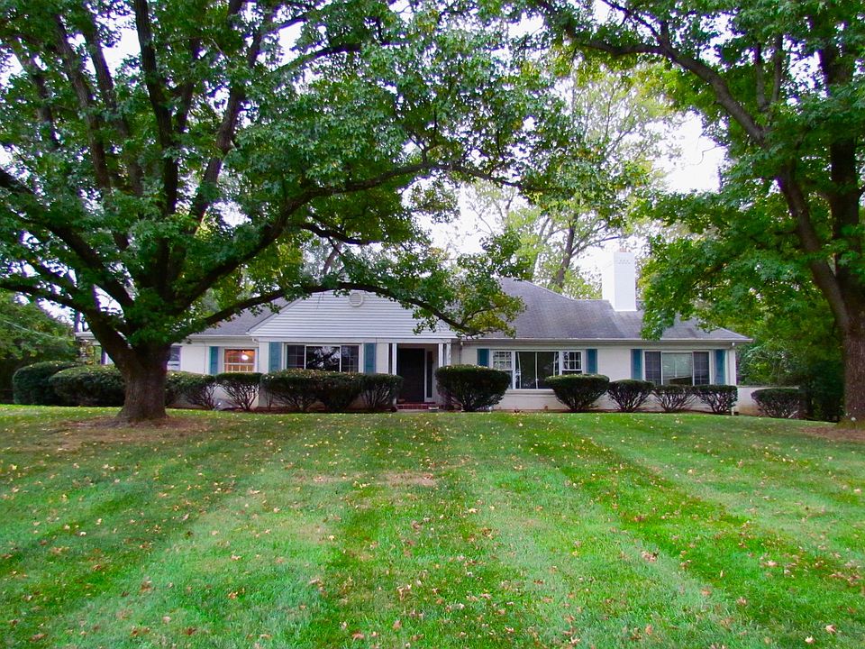 1st image of 7102 W Aracoma Dr