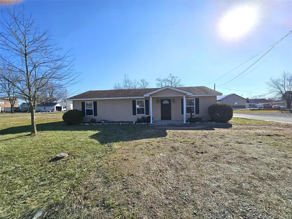 720 W Church St, Bowling Green, MO 63334