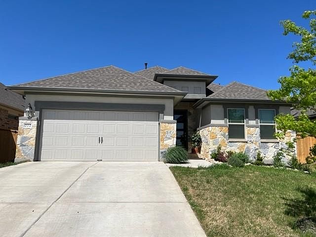 1st image of 272 Eagle Ford Dr