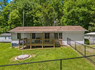 3084 Sherm Mountain Rd, Sneedville, TN 37869
