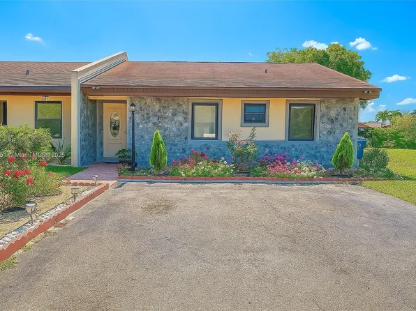 5017 SW 139th Pl, Miami, FL 33175