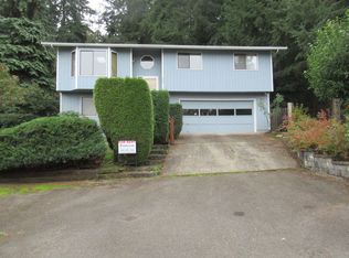 864 George St NW, Salem, OR 97304