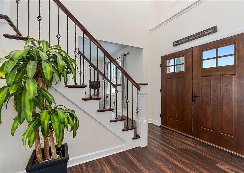 8590 Mohr Ln, Fogelsville, PA 18051 Zillow