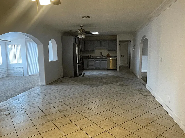 3138 W Bloomfield Rd — Photo 7