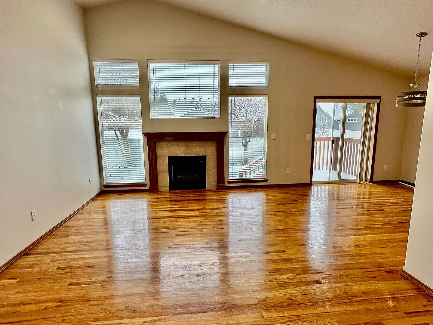 New on the Market! — Photo 2