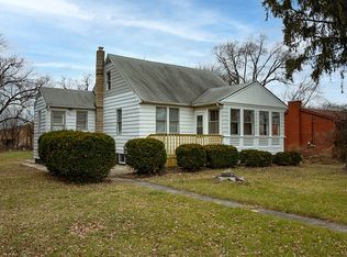 864 N Addison Ave, Elmhurst, IL 60126